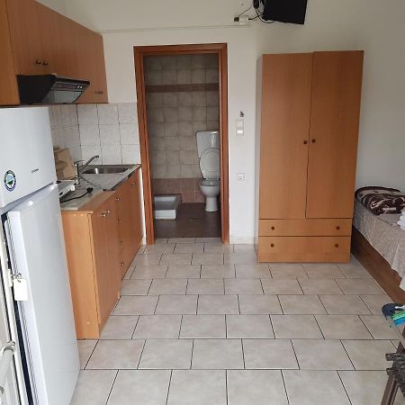 Villa Giannis Apartments Vrasná Esterno foto