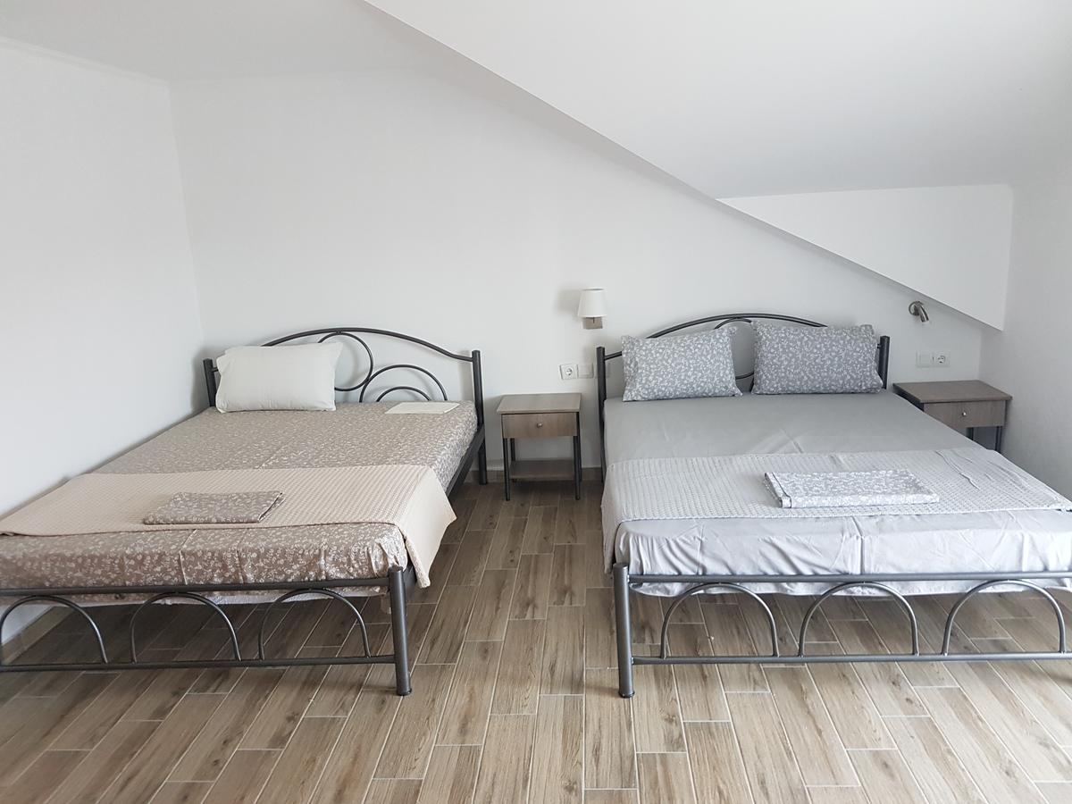 Villa Giannis Apartments Vrasná Esterno foto